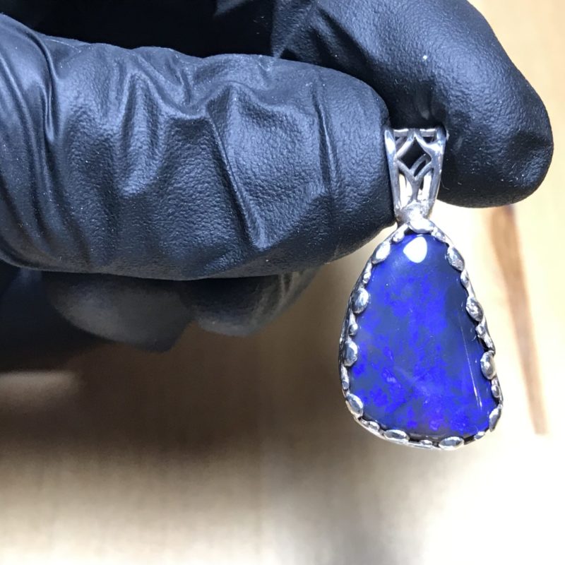 Pendentif en opale foncée (pLR-7)