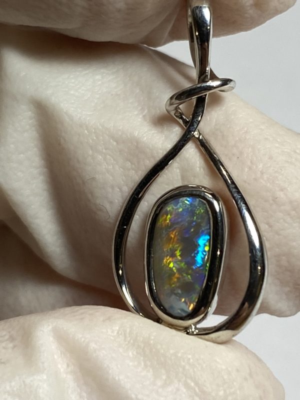 Pendentif en opale foncée pLR-10 – Image 10