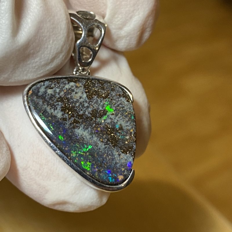 Pendentif en opale boulder (pBO-83)