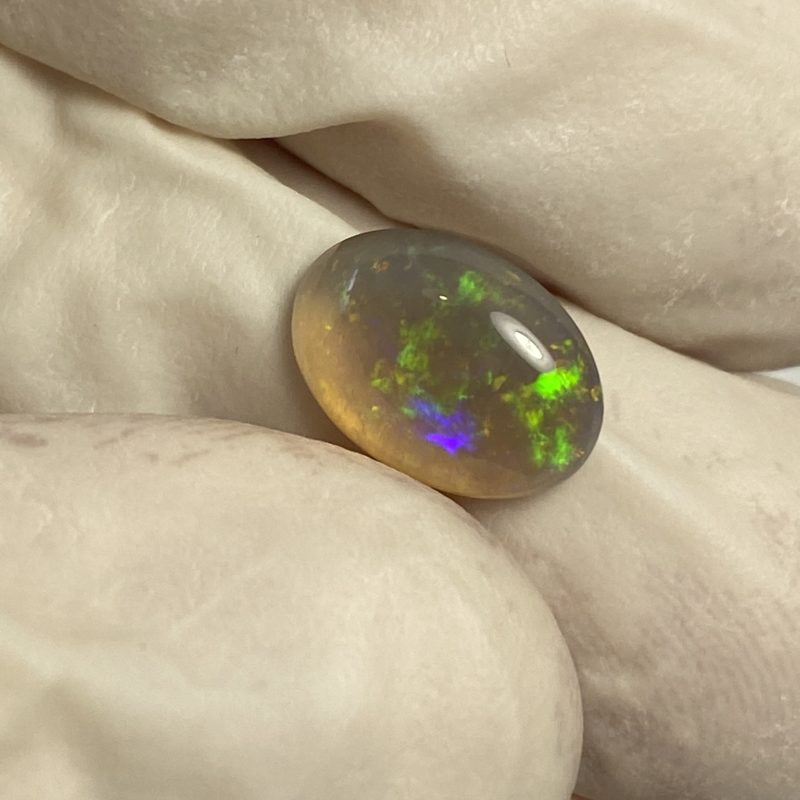 Opale foncéee australienne de Mintabie de 1.89 ct (cMT-22)