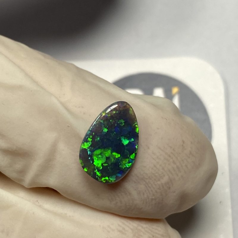 Opale noire australienne de Lightning Ridge de 0.75 ct (cLR-164)