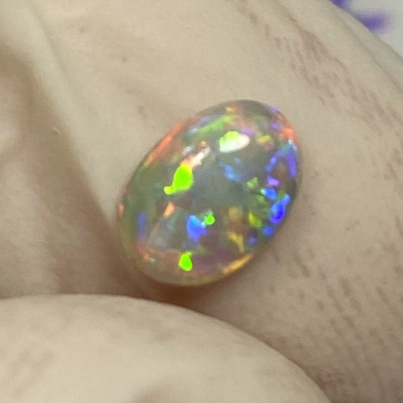 Opale foncée australienne de Lightning Ridge de 0.55 ct (cLR-172)