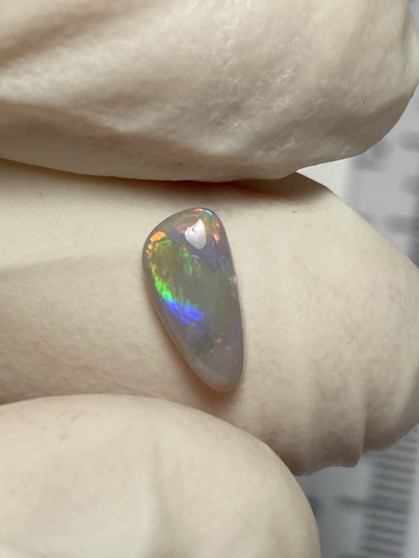 Opale australienne de Lightning Ridge de 0.66 ct (cLR-63) – Image 3