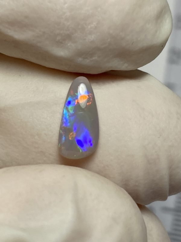Opale australienne de Lightning Ridge de 0.66 ct (cLR-63)