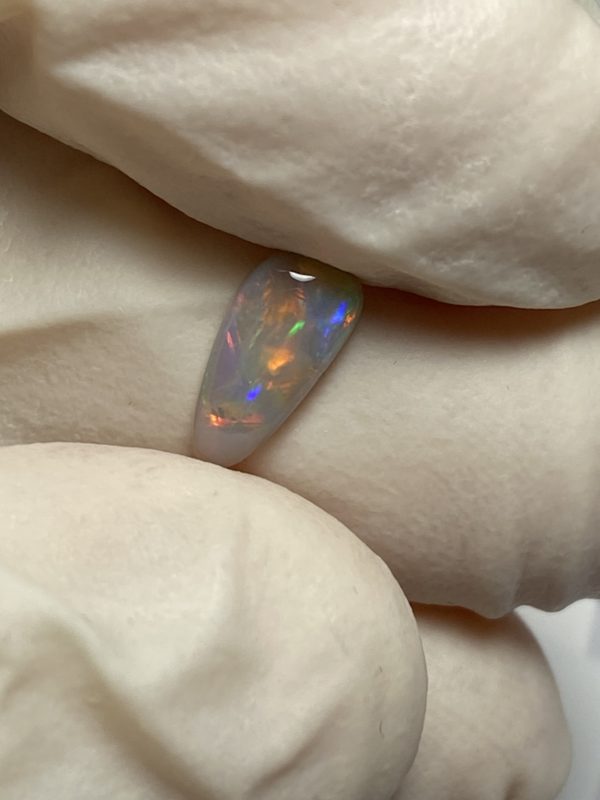 Opale australienne de Lightning Ridge de 0.66 ct (cLR-63) – Image 9