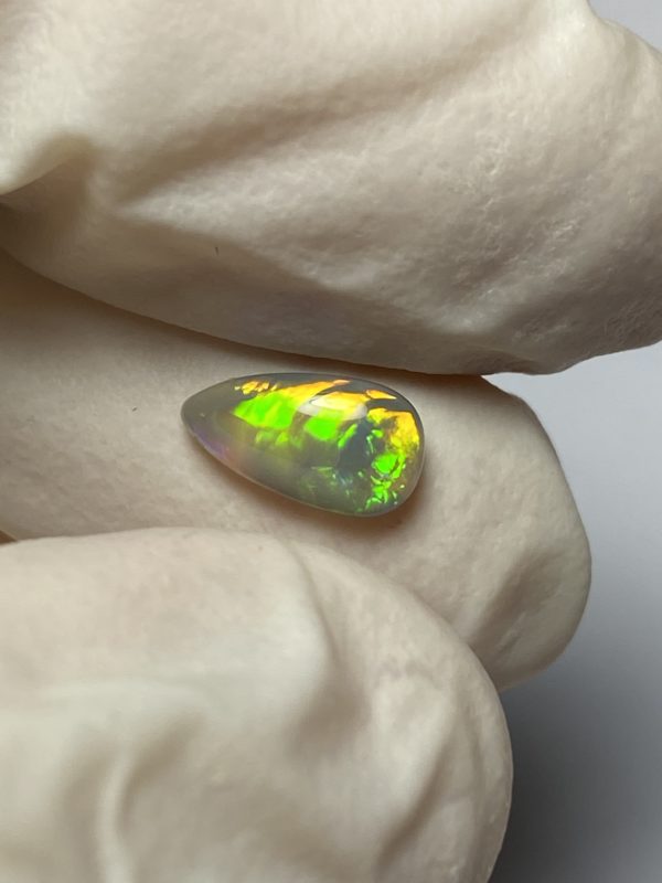 Opale australienne de Lightning Ridge de 0.58 ct (cLR-133)