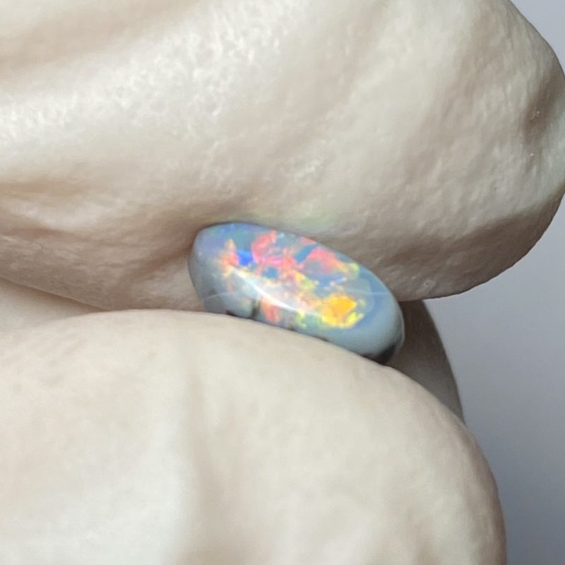 Opale foncée australienne de Lightning Ridge de 0.58 ct (cLR-176)