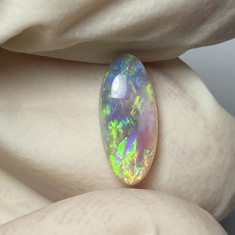 Opale foncée australienne de Lightning Ridge de 0.98 ct (cLR-179)