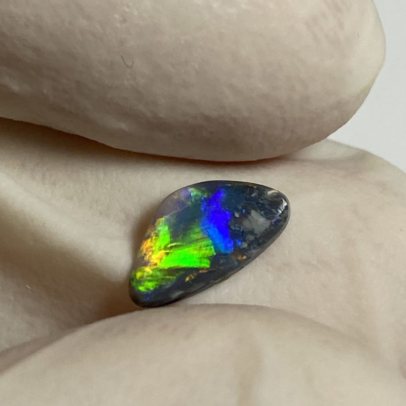 Opale foncée australienne de Lightning Ridge de 0.35 ct (cLR-93)