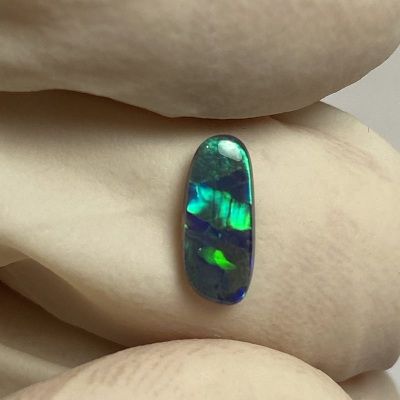 Opale foncée australienne de Lightning Ridge de 0.46 ct (cLR-64)