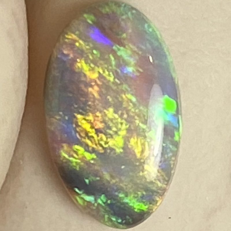 Opale foncée australienne de Lightning Ridge de 0.58 ct (cLR-109)