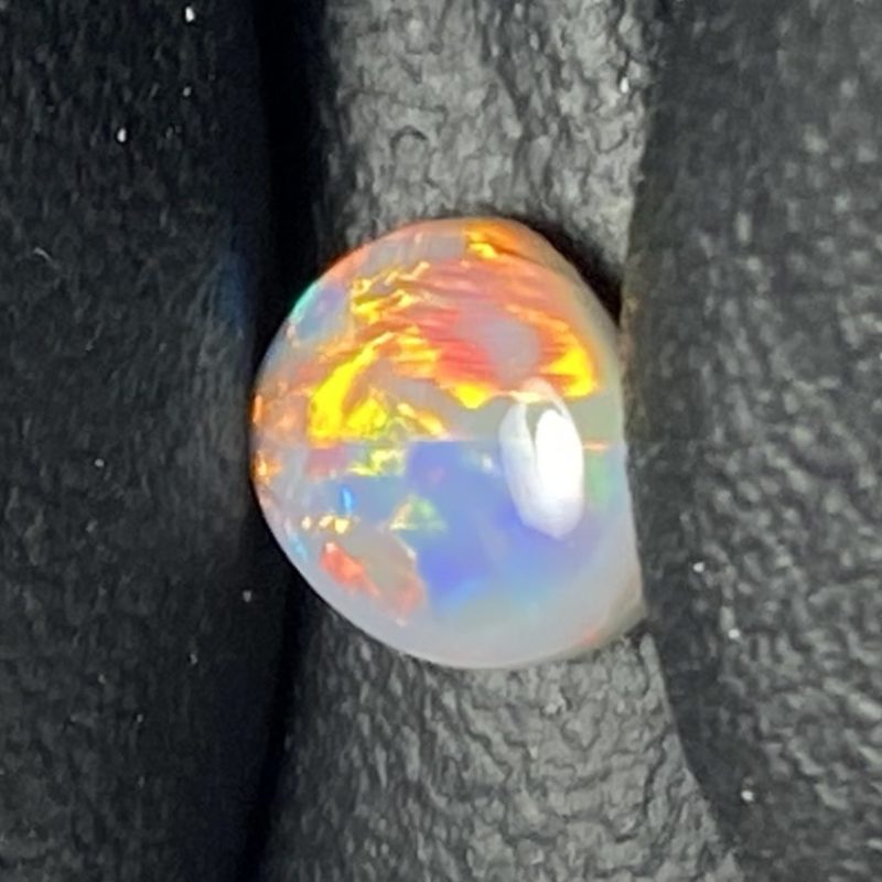 Opale foncée australienne de Lightning Ridge de 0.42 ct (cLR-92)