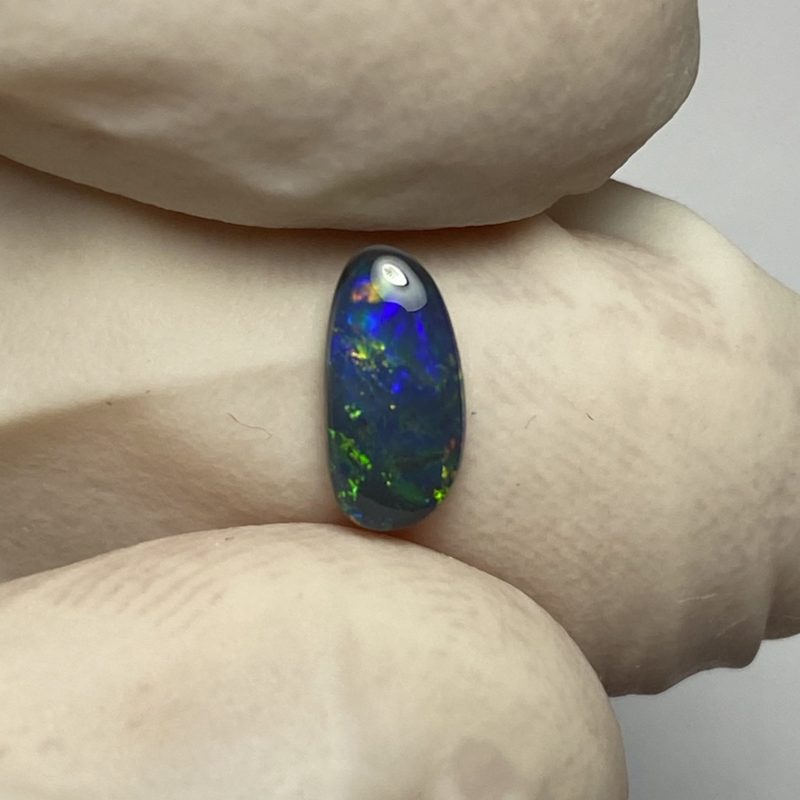 Opale noire australienne de Lightning Ridge de 0.52 ct (cLR-135)