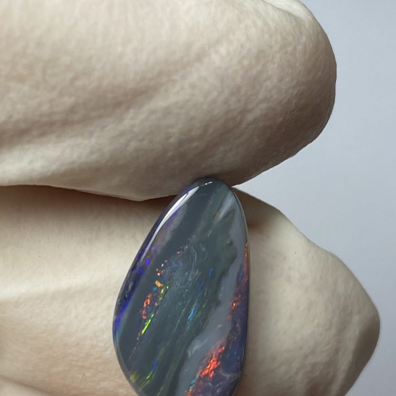 Opale foncée australienne de Lightning Ridge de 1.86 ct (cLR-157)
