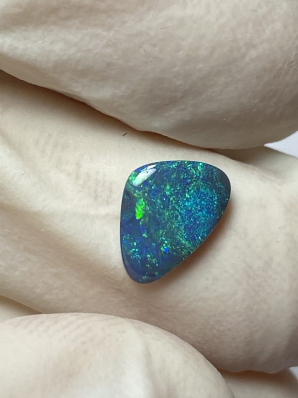 Opale noire australienne de Lightning Ridge de 0.75 ct (cLR-141) – Image 3