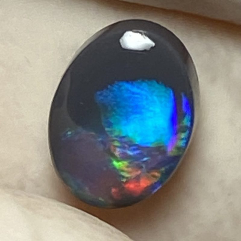 Opale noire australienne de Lightning Ridge de 0.56 ct (cLR-94)