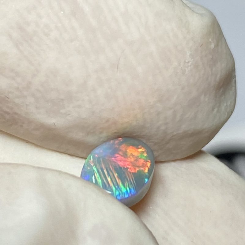 Opale foncée australienne de Lightning Ridge de 0.50 ct (cLR-111)