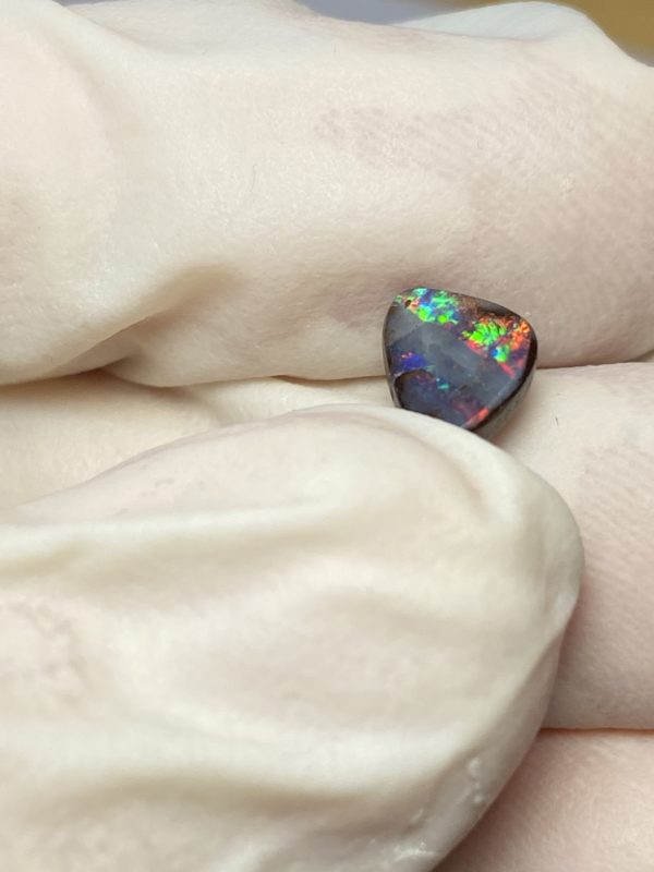 Opale boulder australienne de 1.12 ct (cBO-92) – Image 11