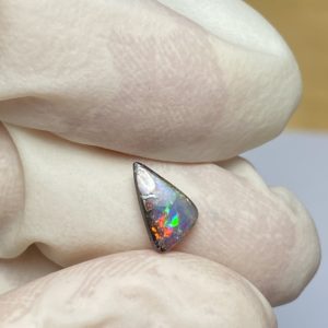Opale boulder australienne de 0.82 ct (cBO-78)