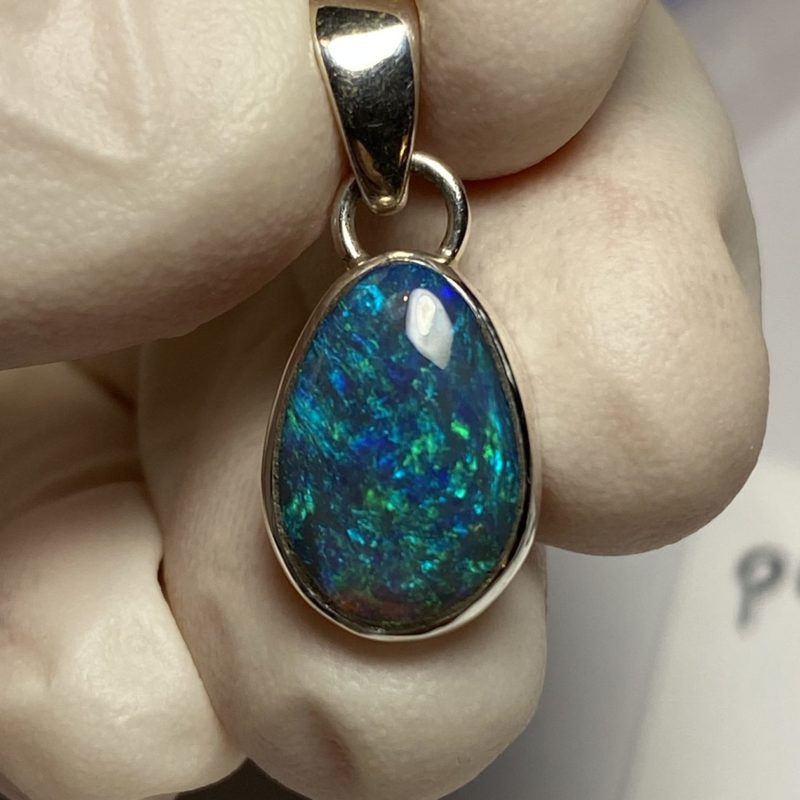 Pendentif en opale noire (pLR-5)