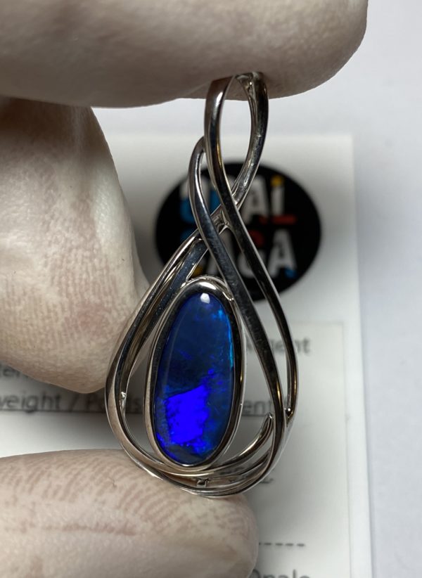 Pendentif en opale noire (pLR-14)