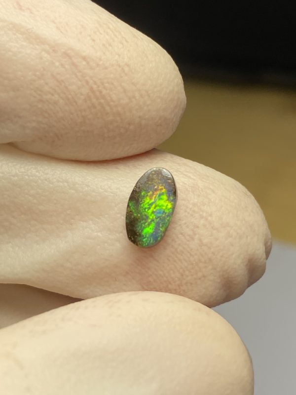 Opale boulder australienne de 0.76 ct (cBO-101) – Image 10