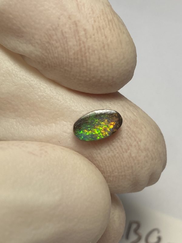 Opale boulder australienne de 0.76 ct (cBO-101) – Image 2