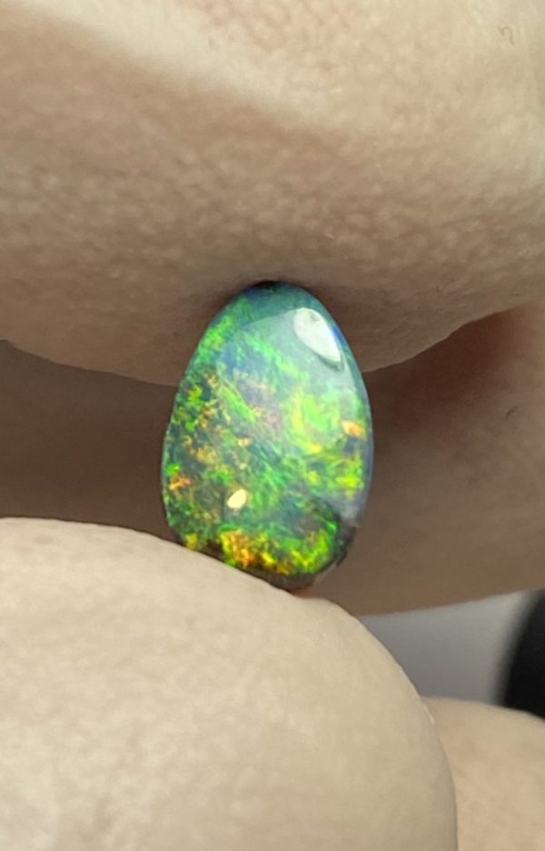 Opale boulder australienne de 0.83 ct (cBO-123)