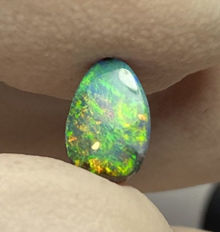 Opale boulder australienne de 0.83 ct (cBO-123)