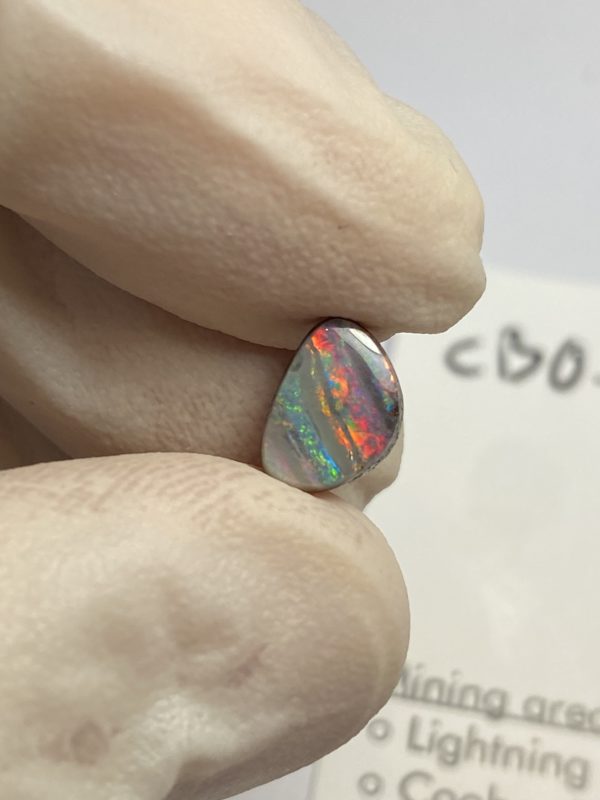 Opale boulder australienne de 1.20 ct (cBO-110) – Image 9