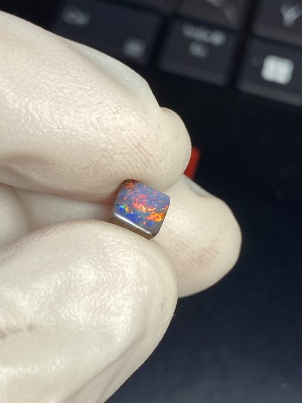 Opale boulder australienne de 1.25 ct (cBO-122) – Image 11