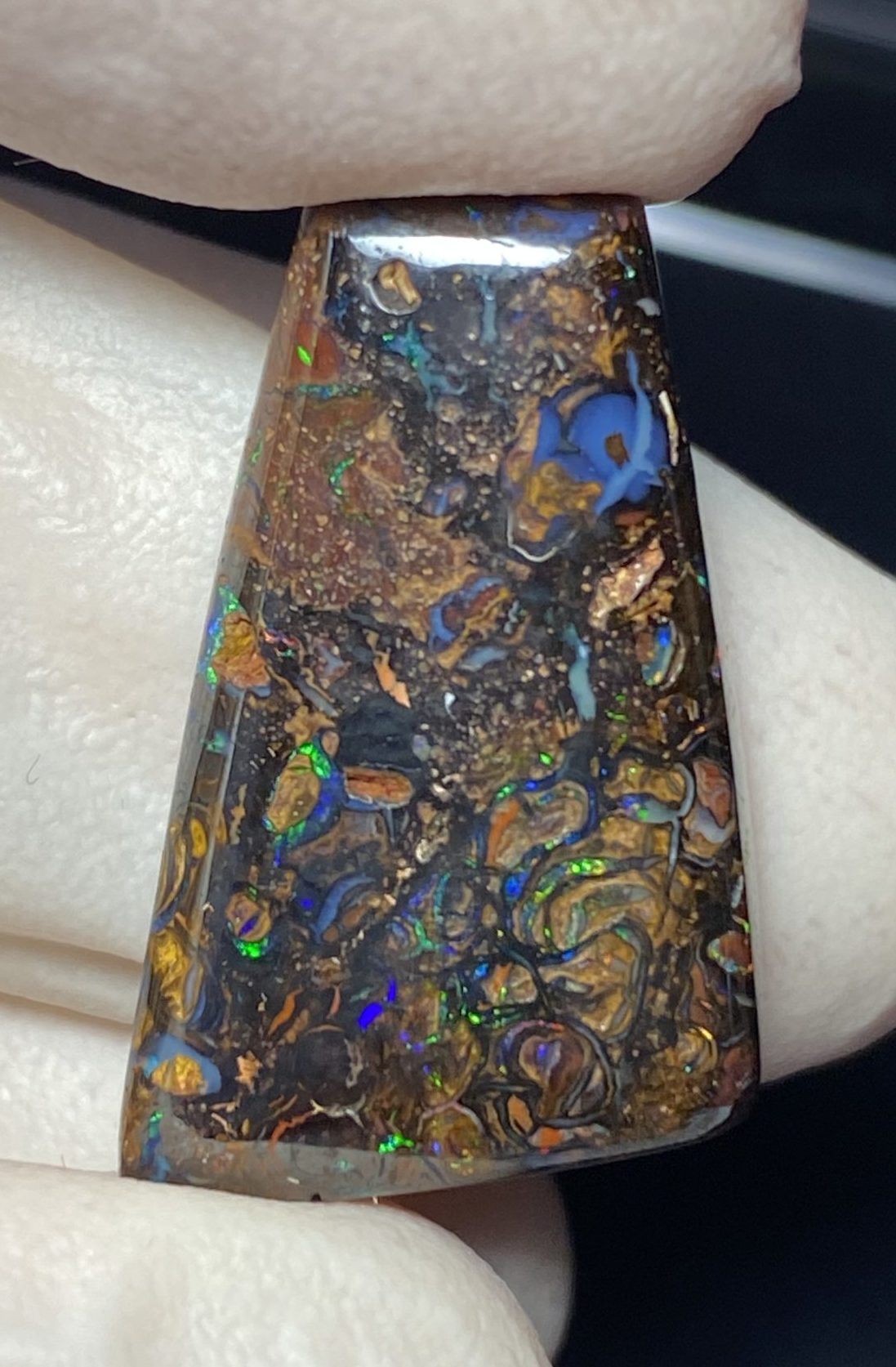 Opale boulder australienne de 21.8 ct (cBO-131)