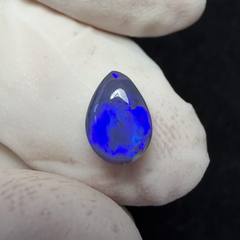 Opale semi-cristal foncée australienne de Lightning Ridge de 1.48 ct (cLR-180)