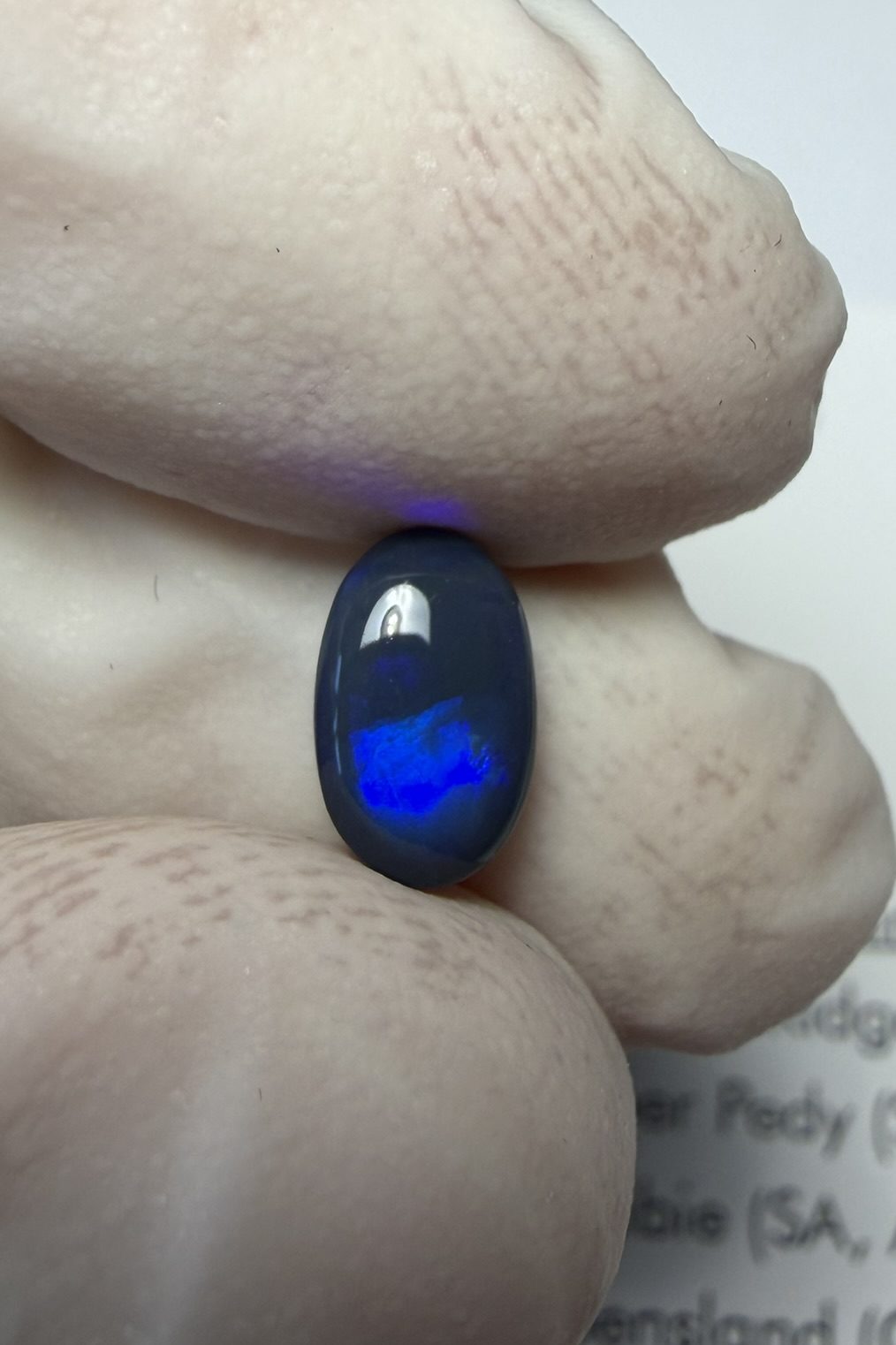 Opale noire australienne de Lightning Ridge de 1.08 ct (cLR-183)