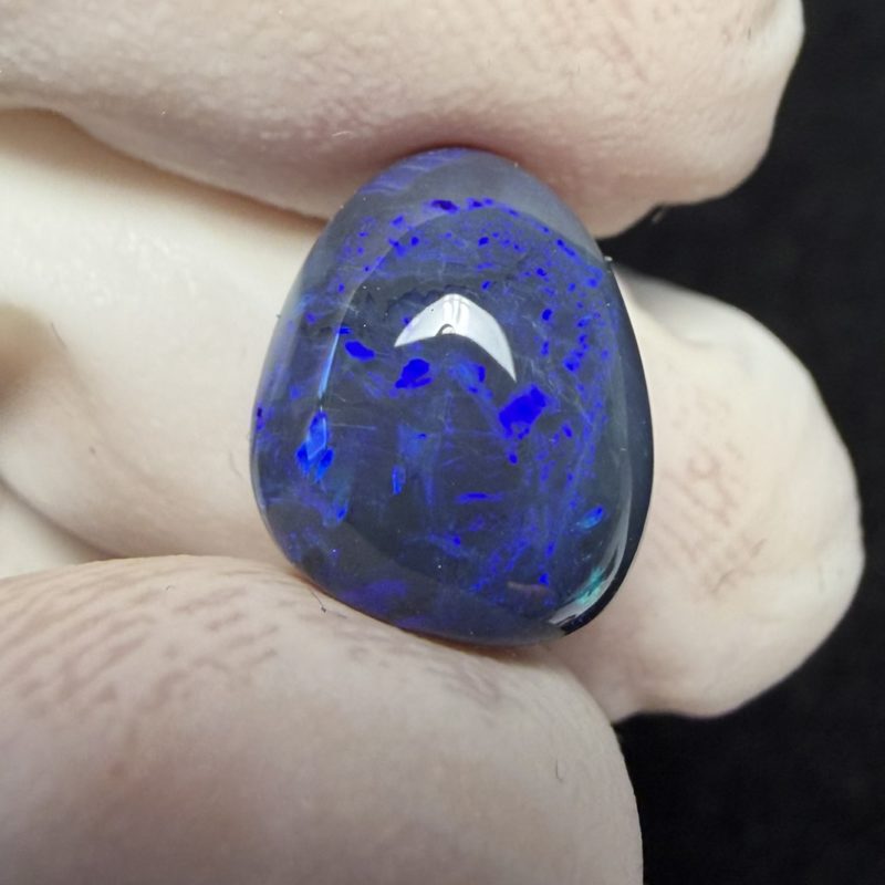 Opale noire australienne de Lightning Ridge de 4.45 ct (cLR-191)