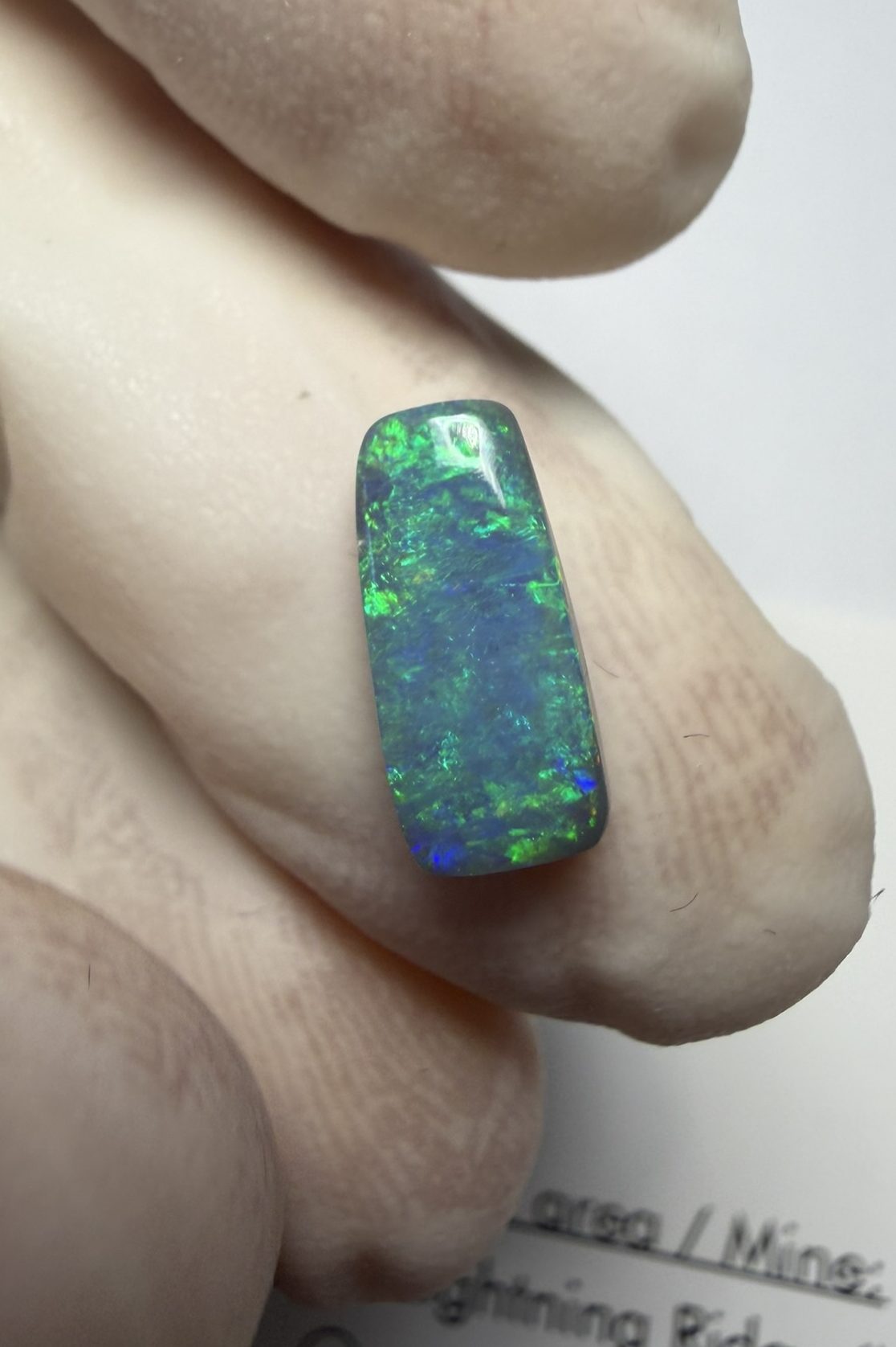 Opale foncée australienne de Lightning Ridge de 1.11 ct (cLR-195)
