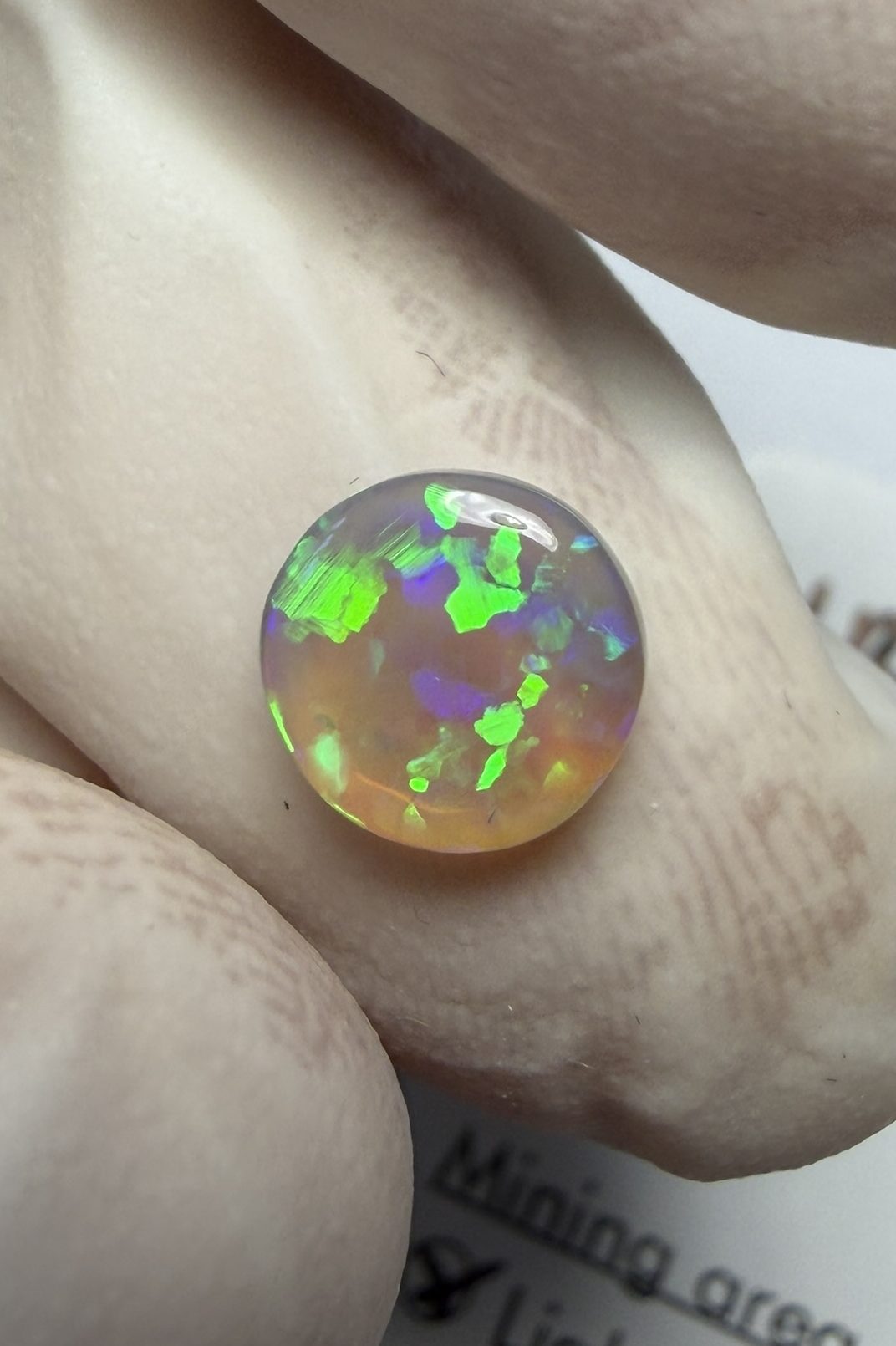 Opale cristal australienne de Lightning Ridge de 0.90 ct (cLR-199)