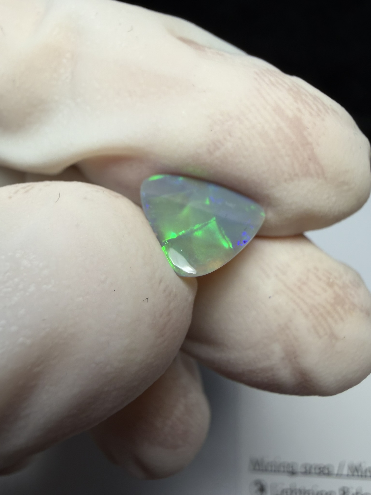 Opale foncée australienne de Lightning Ridge de 1.28 ct (cLR-206) – Image 10