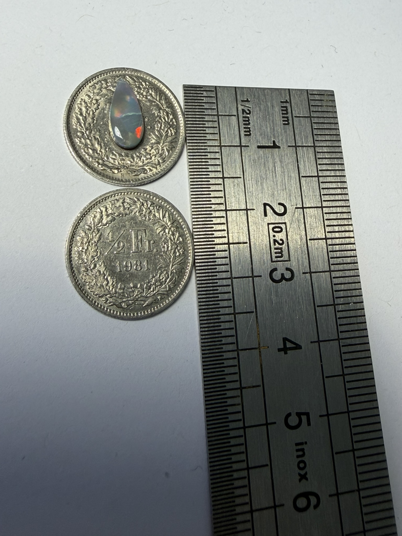 Opale foncée australienne de Lightning Ridge de 0.60 ct (cLR-212) – Image 3