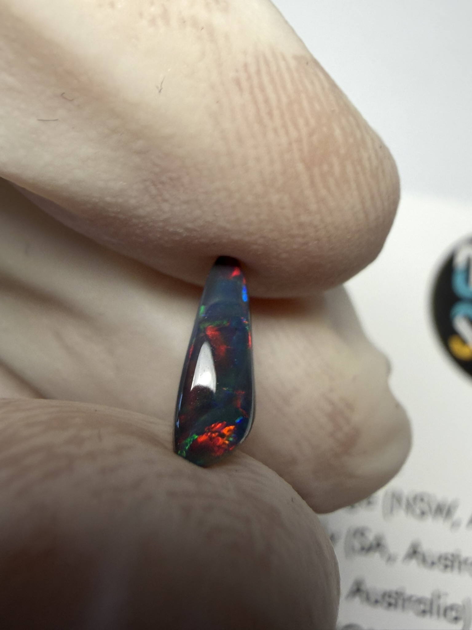 Opale noire australienne de Lightning Ridge de 0.51 ct (cLR-213) – Image 2