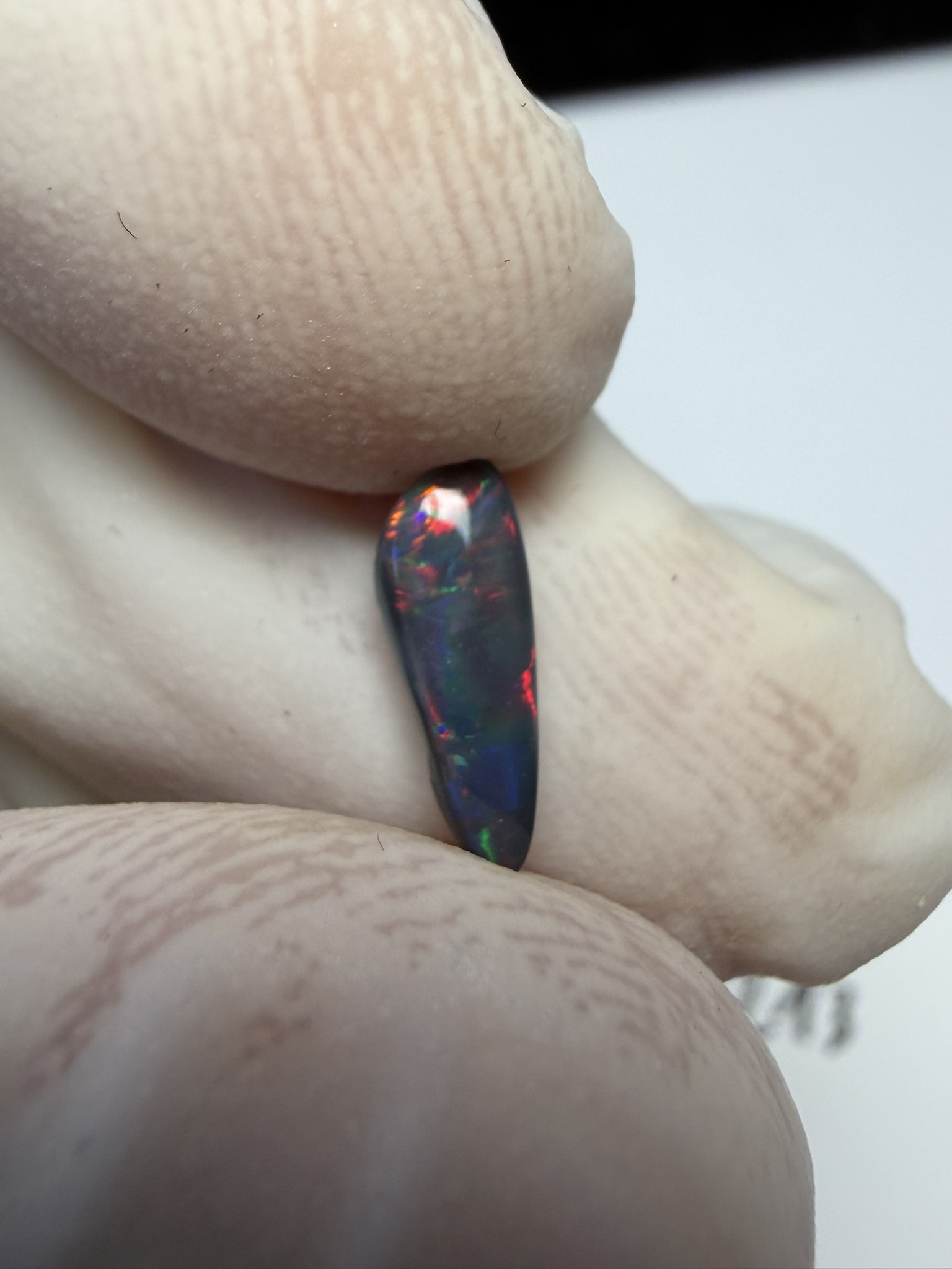 Opale noire australienne de Lightning Ridge de 0.51 ct (cLR-213) – Image 44