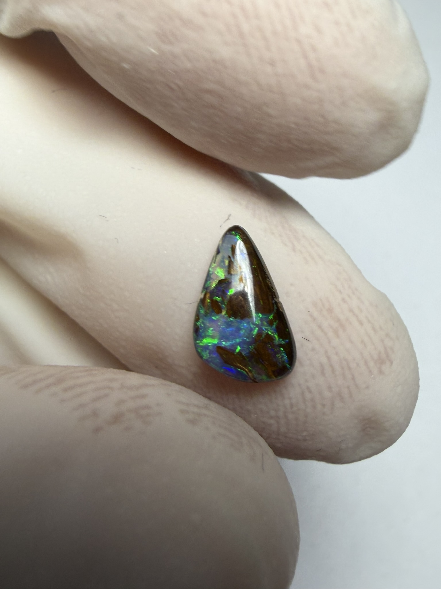 Opale boulder australienne de 0.75 ct (CBO-206) – Image 12