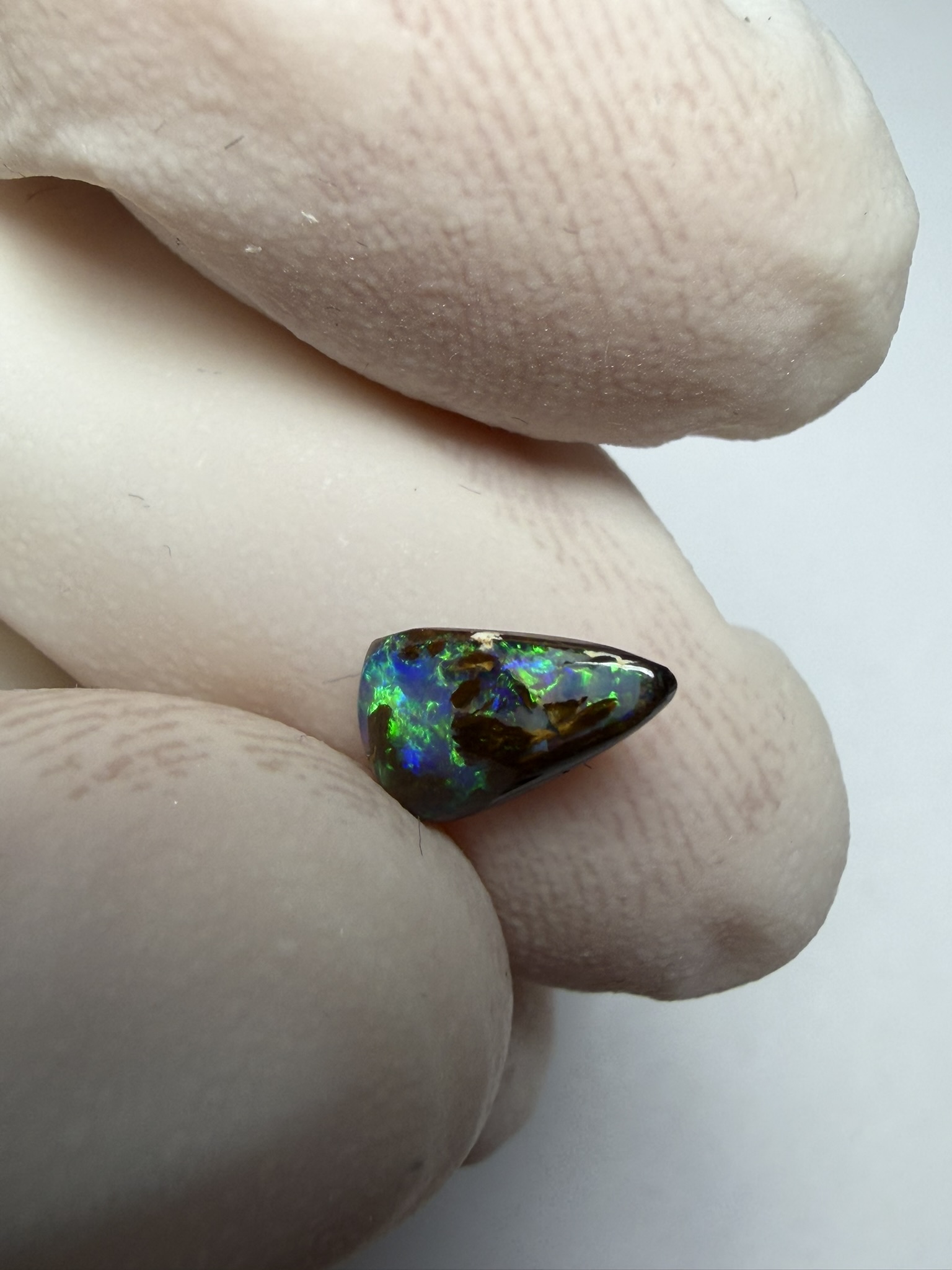 Opale boulder australienne de 0.75 ct (CBO-206) – Image 11
