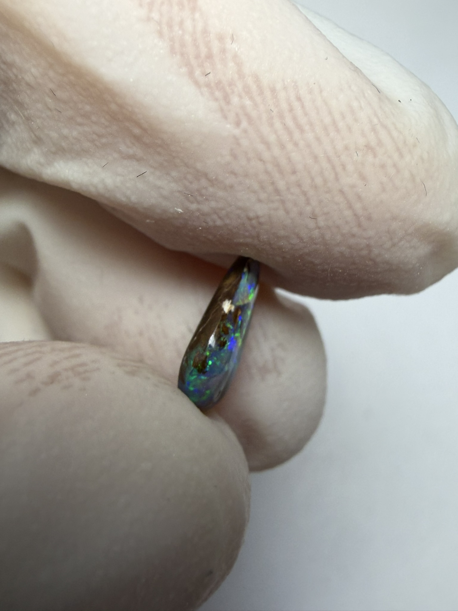 Opale boulder australienne de 0.75 ct (CBO-206) – Image 8