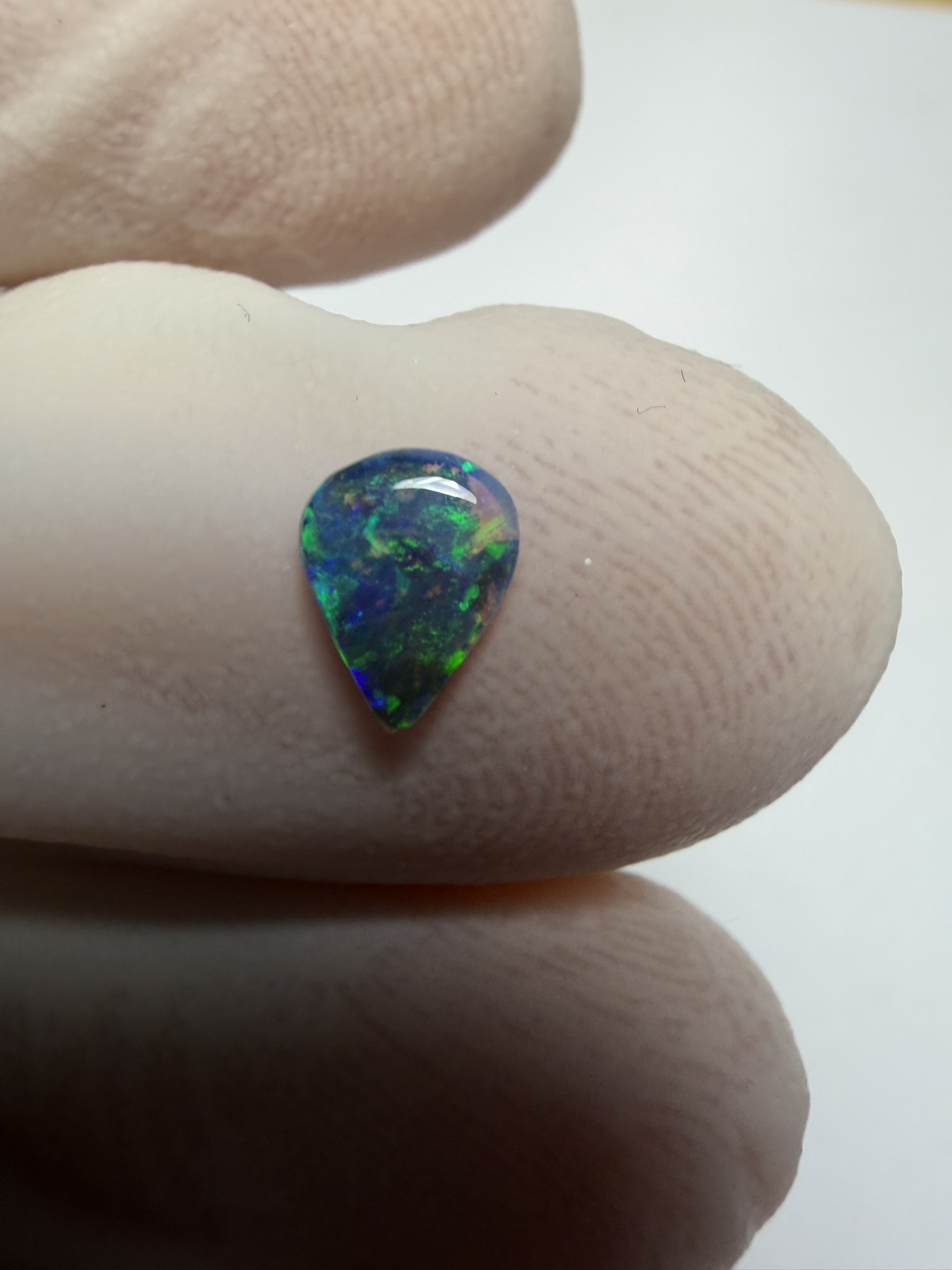 Opale boulder australienne de 0.21 ct (CBO-209) – Image 10