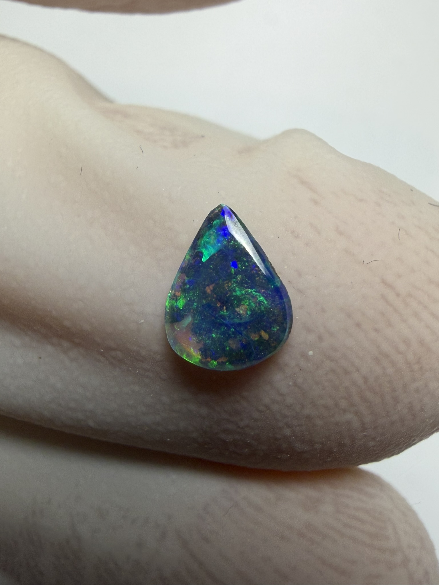 Opale boulder australienne de 0.21 ct (CBO-209) – Image 7