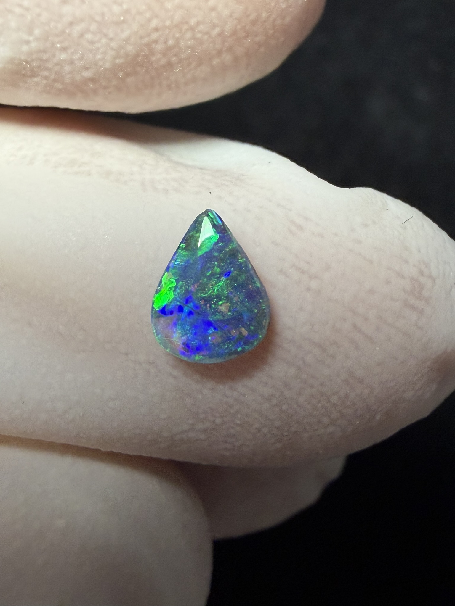 Opale boulder australienne de 0.21 ct (CBO-209) – Image 13