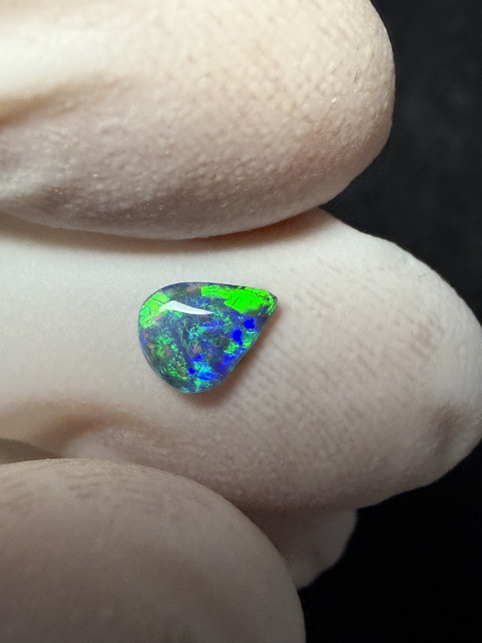 Opale boulder australienne de 0.21 ct (CBO-209) – Image 12