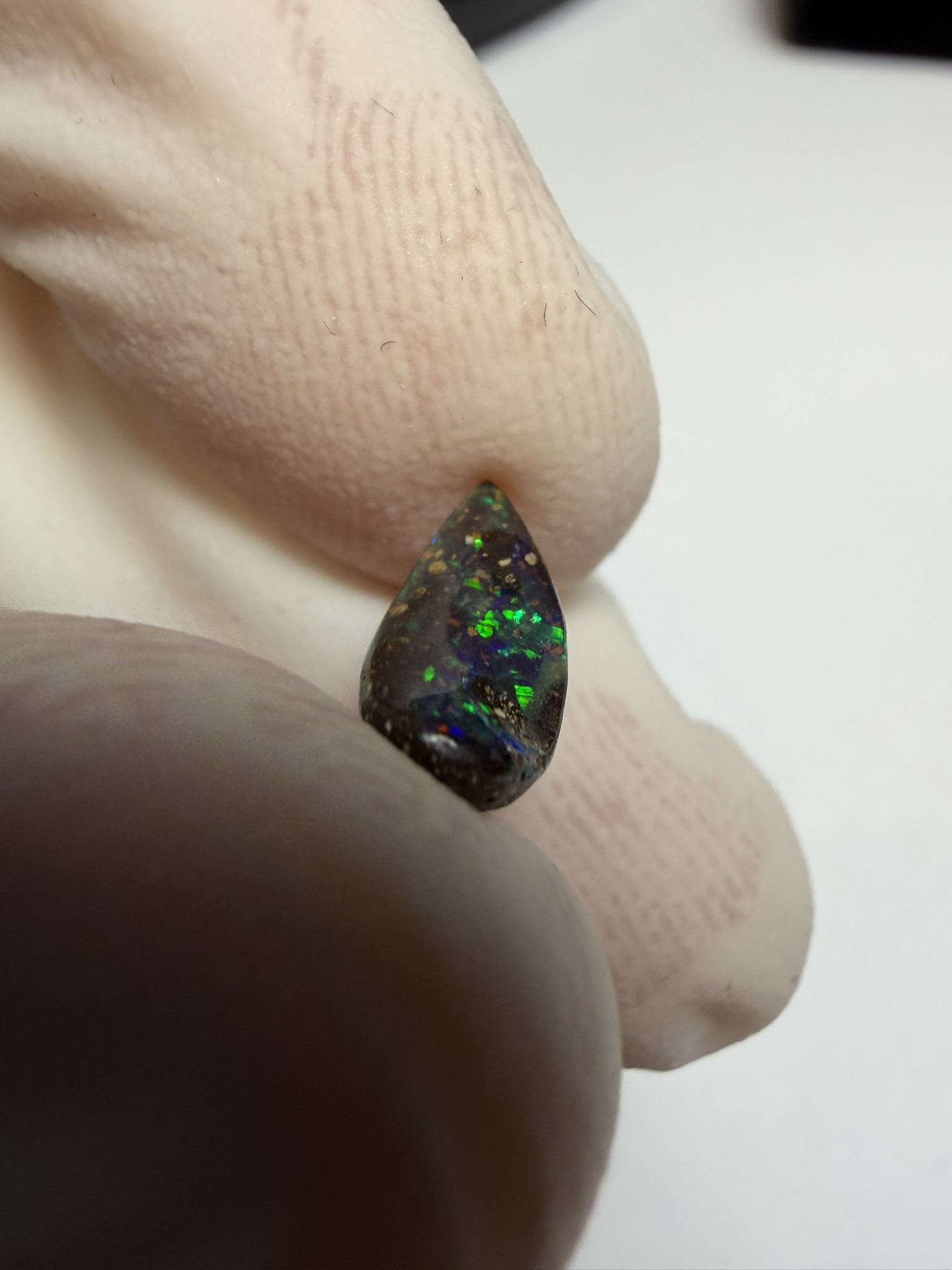 Opale boulder australienne de 0.93 ct (CBO-214) – Image 25