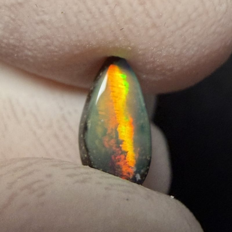 Opale boulder australienne de 0.80 ct (CBO-220)